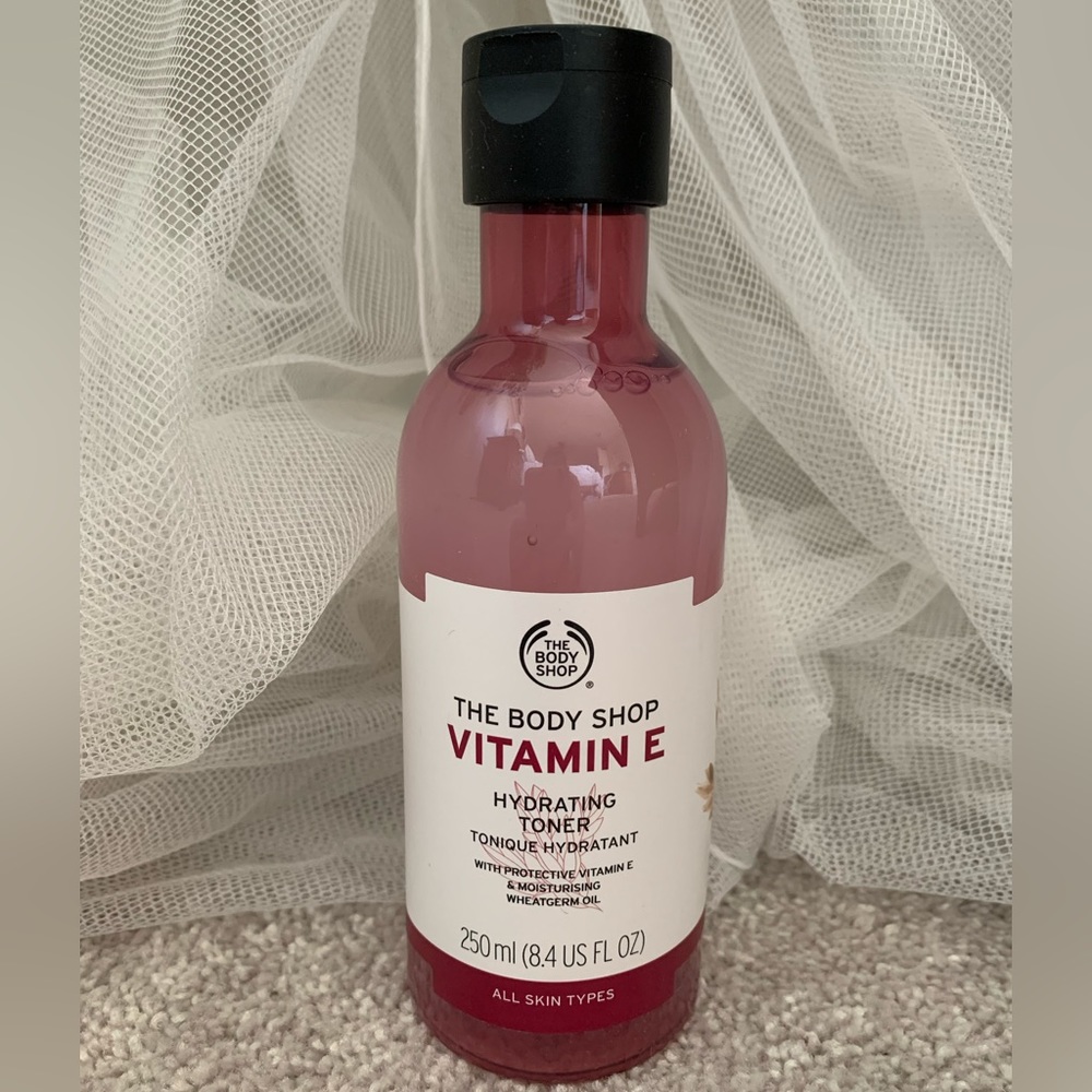 The Body Shop, Vitamin E Hydrating Toner. 8.4 fluid oz, never opened or used!